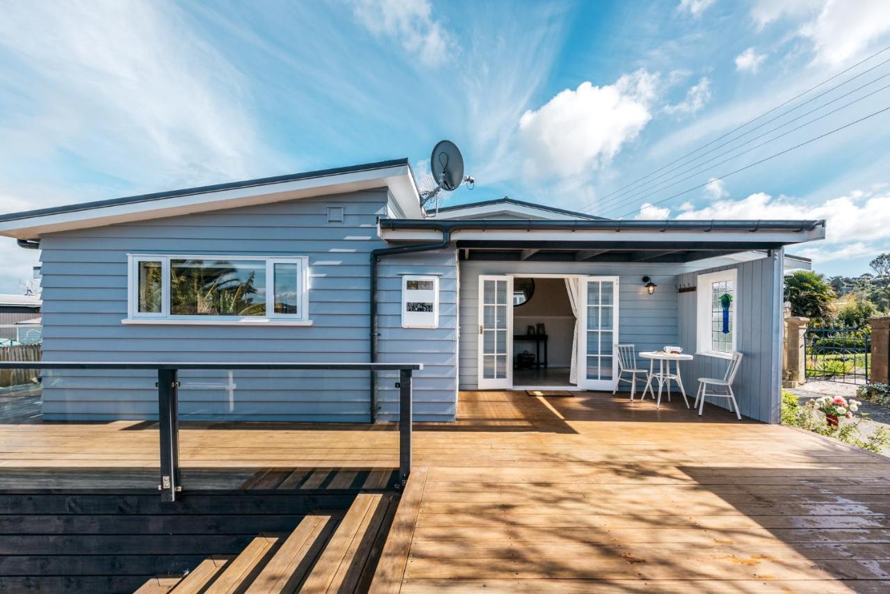 Pohutukawa Cottage, Waiheke Island Surfdale Екстер'єр фото