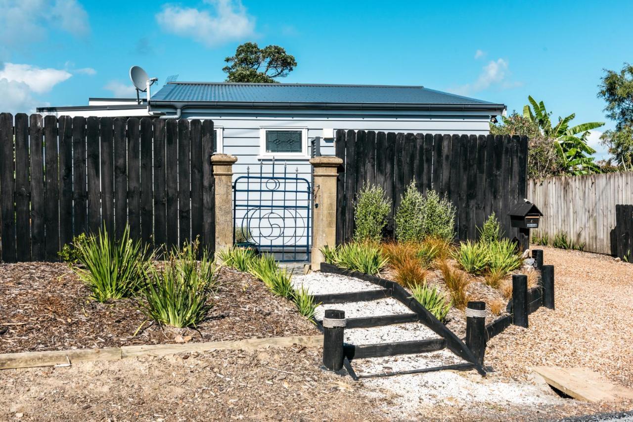 Pohutukawa Cottage, Waiheke Island Surfdale Екстер'єр фото