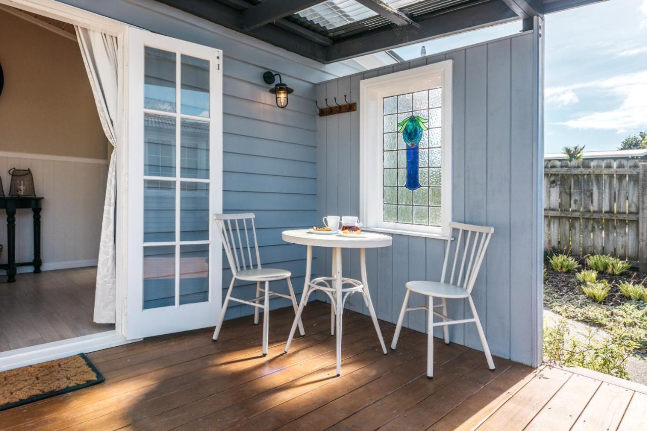 Pohutukawa Cottage, Waiheke Island Surfdale Екстер'єр фото