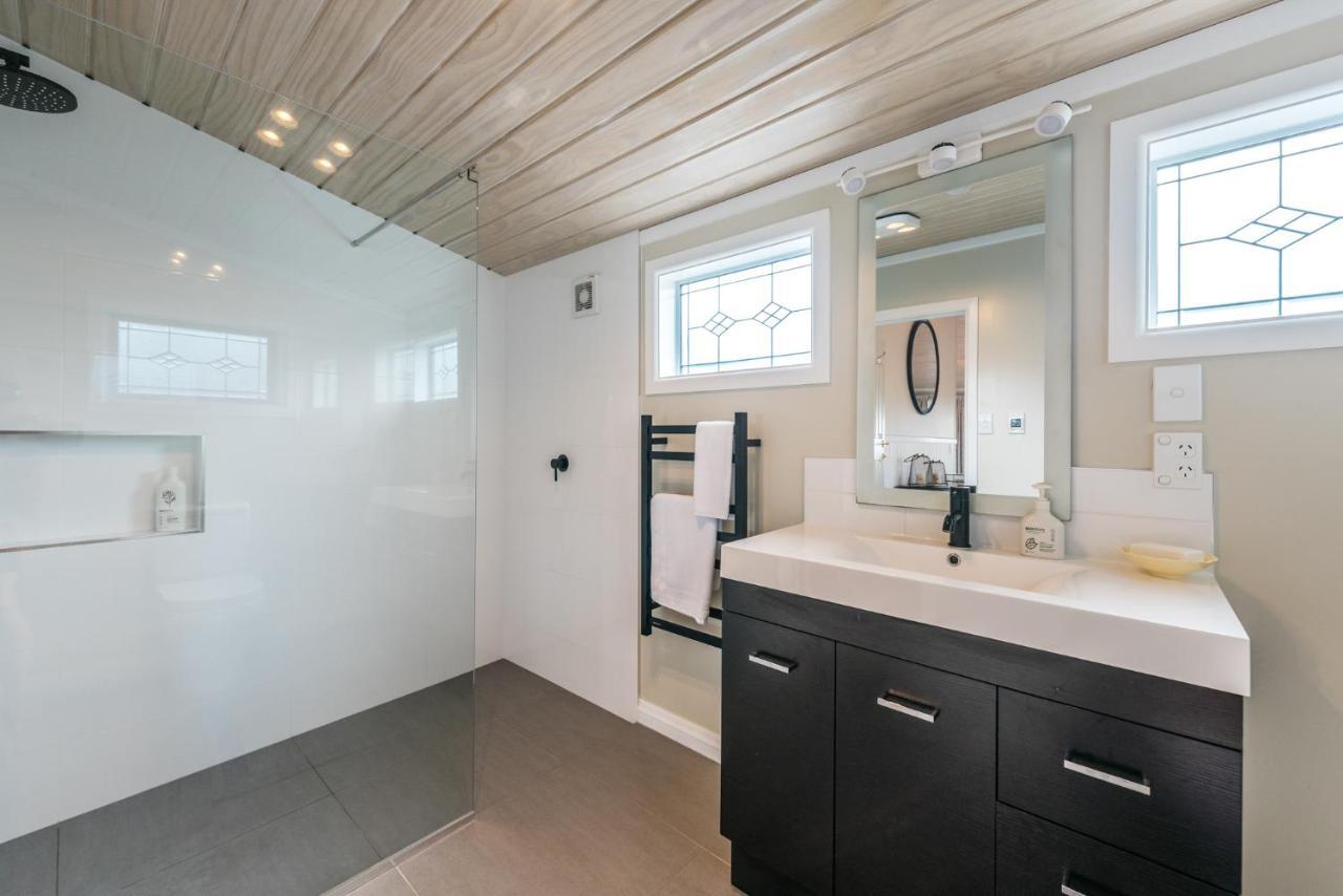 Pohutukawa Cottage, Waiheke Island Surfdale Екстер'єр фото