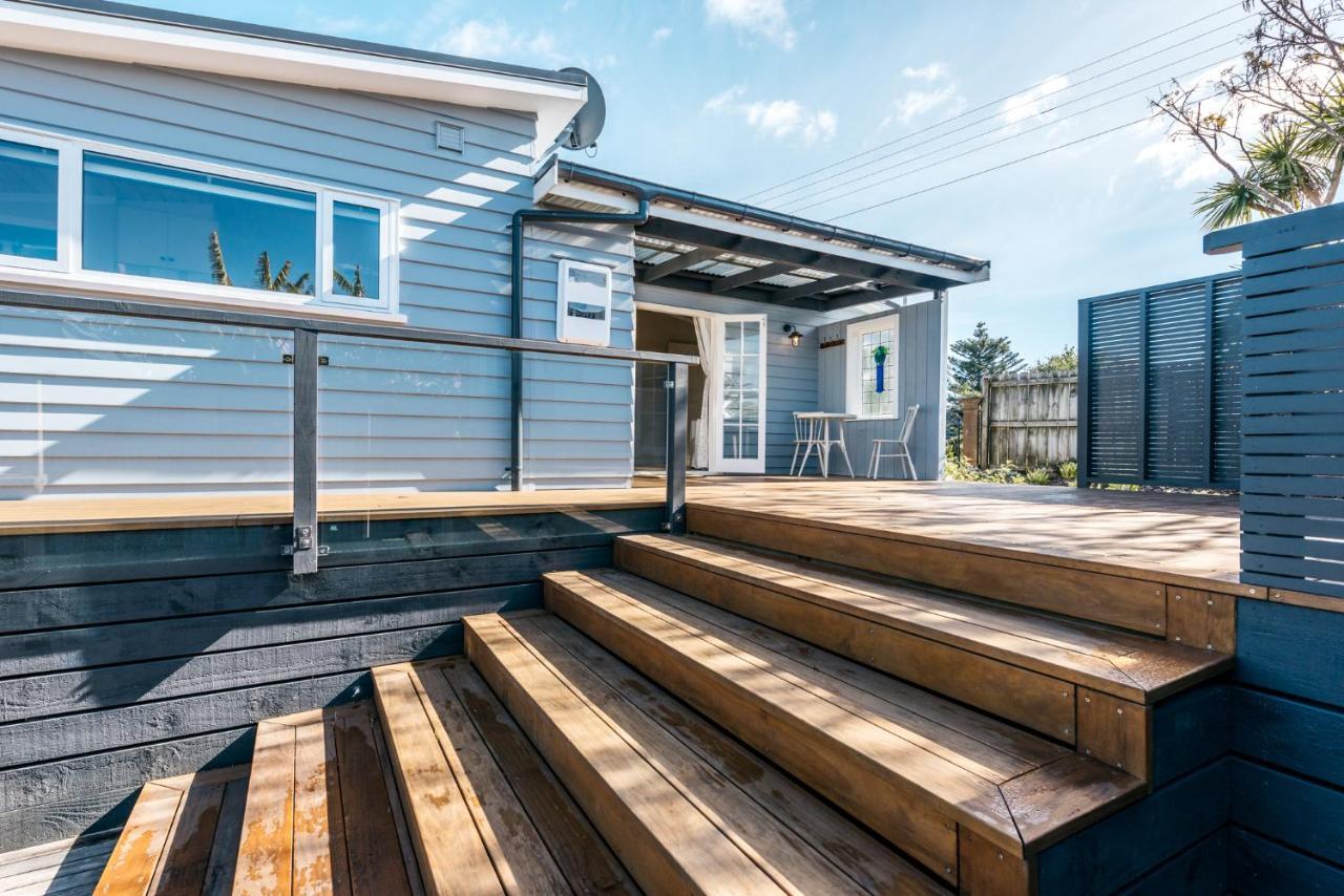 Pohutukawa Cottage, Waiheke Island Surfdale Екстер'єр фото