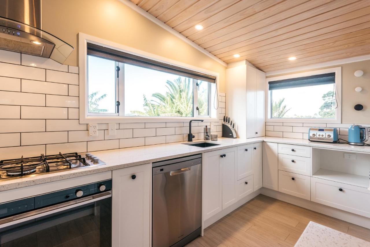 Pohutukawa Cottage, Waiheke Island Surfdale Екстер'єр фото
